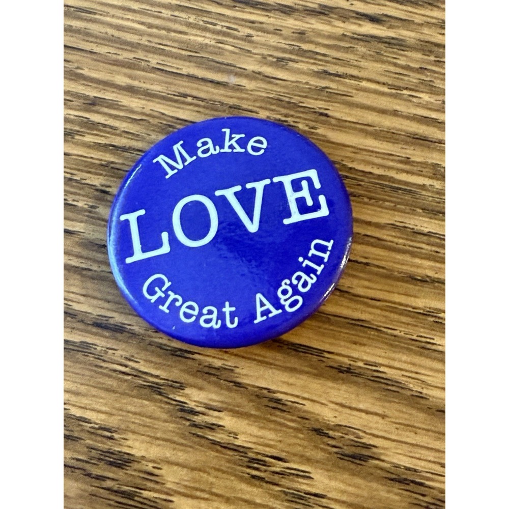 Vintage Make Love Great Again Pin‎